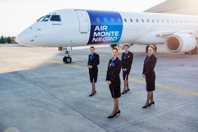 Air Montenegro - stjuardese